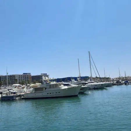 & Urban Center Lejlighed Alicante