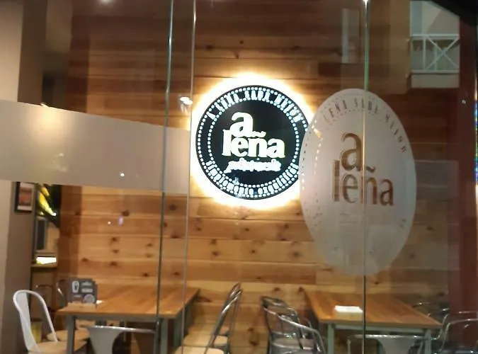 & Urban Center アパート アリカンテ